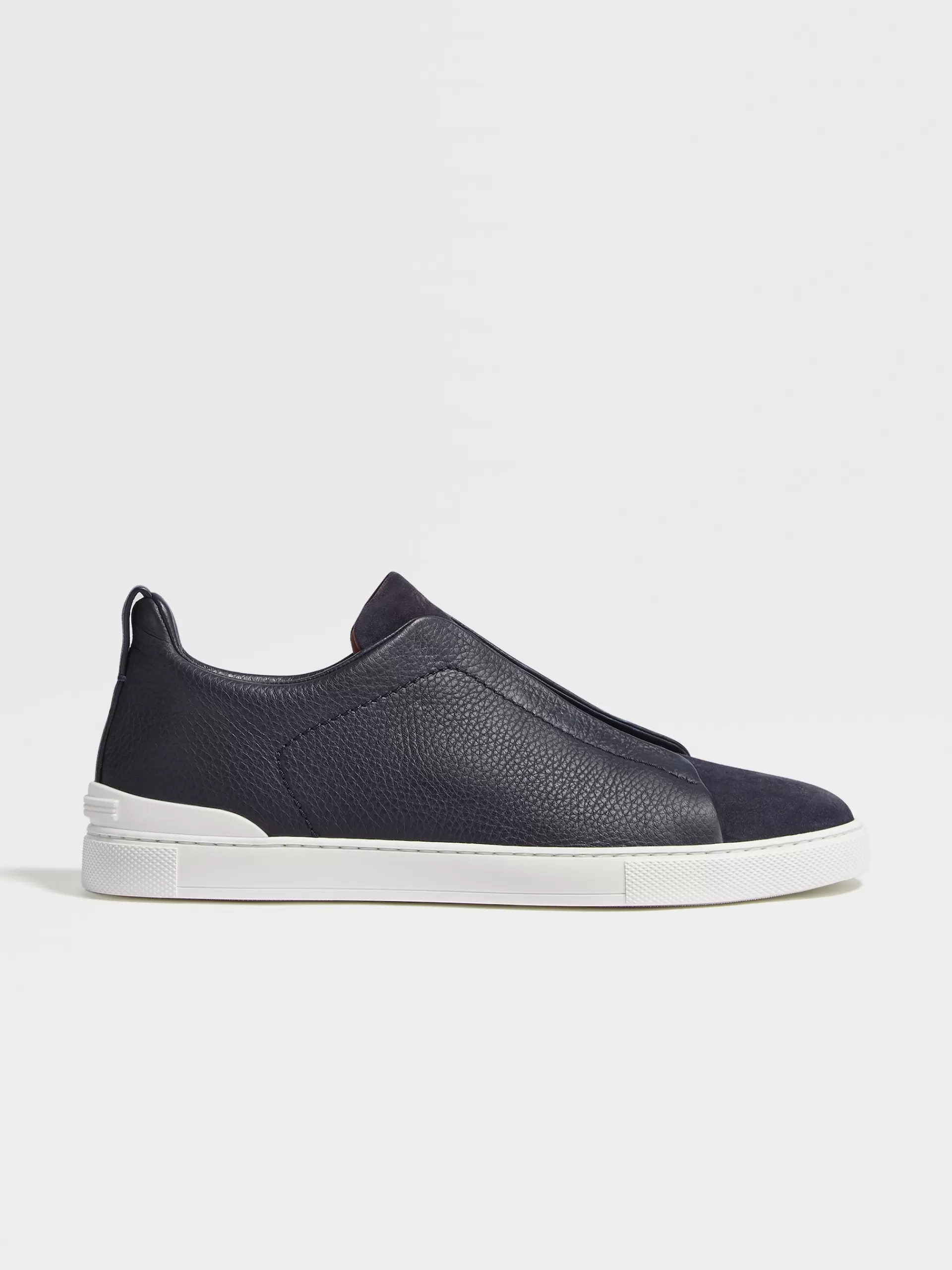 Shop ZEGNA Baskets Basses Triple Stitch™ En Veau Velours Et Cuir Graine Bleu Marine