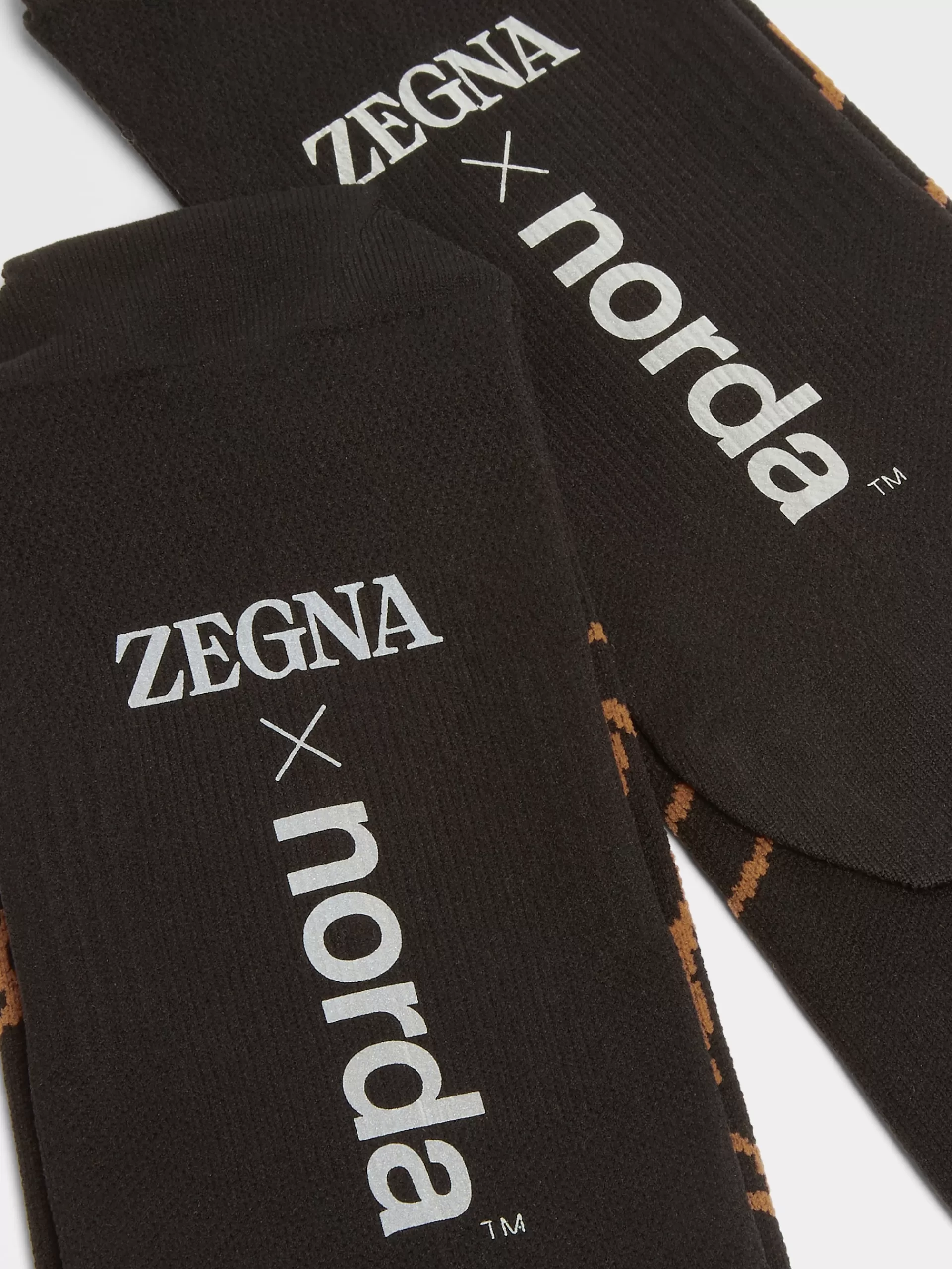 Best Sale ZEGNA Chaussettes Mi-Hauteses En Tissu Technique X Norda™ Noir