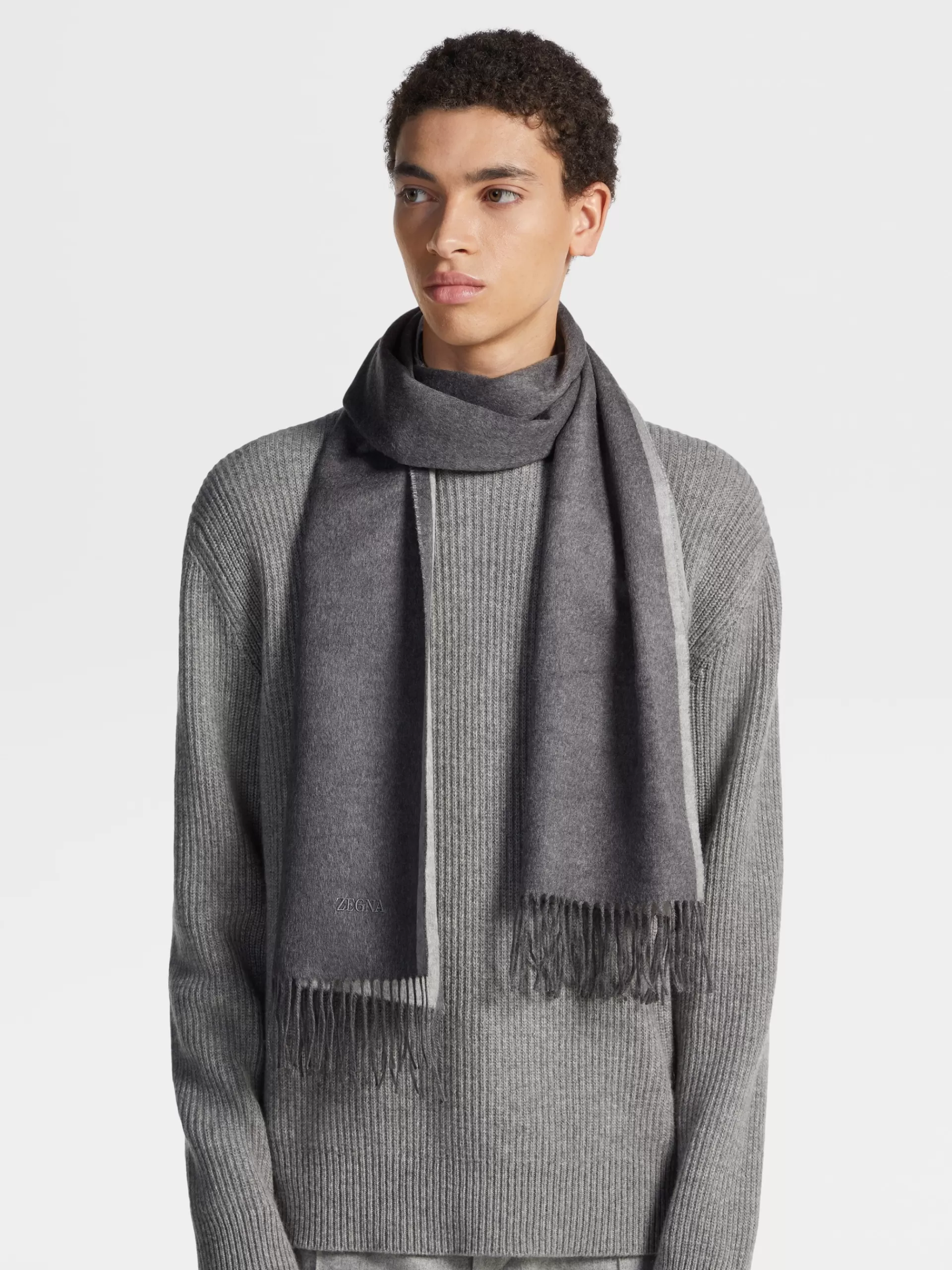 New ZEGNA Foulard En Soie Ton Sur Ton Gris