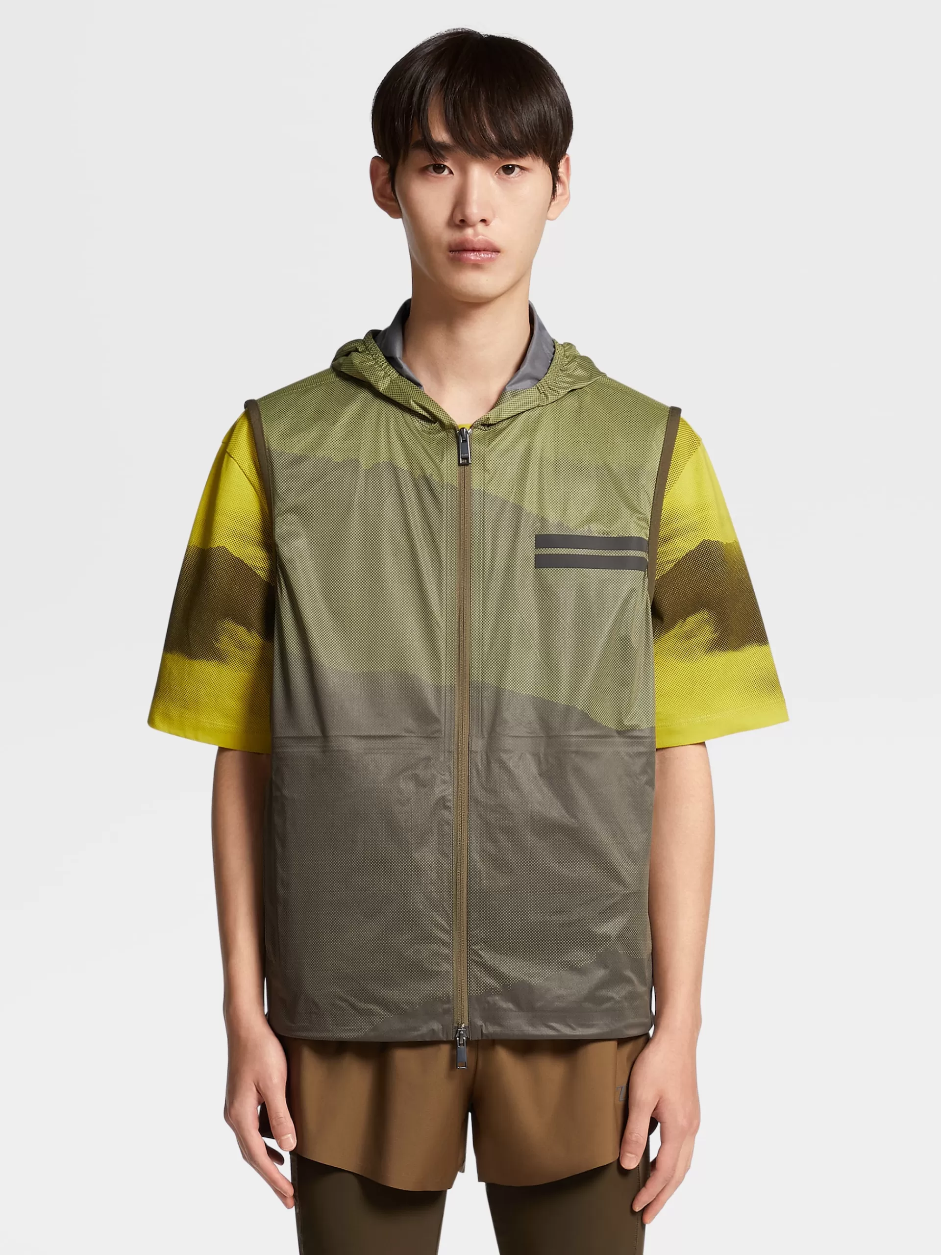 Sale ZEGNA Gilet Sans Manches A Capuche En Tissu Technique Triple Epaisseur Vert Kaki Clair