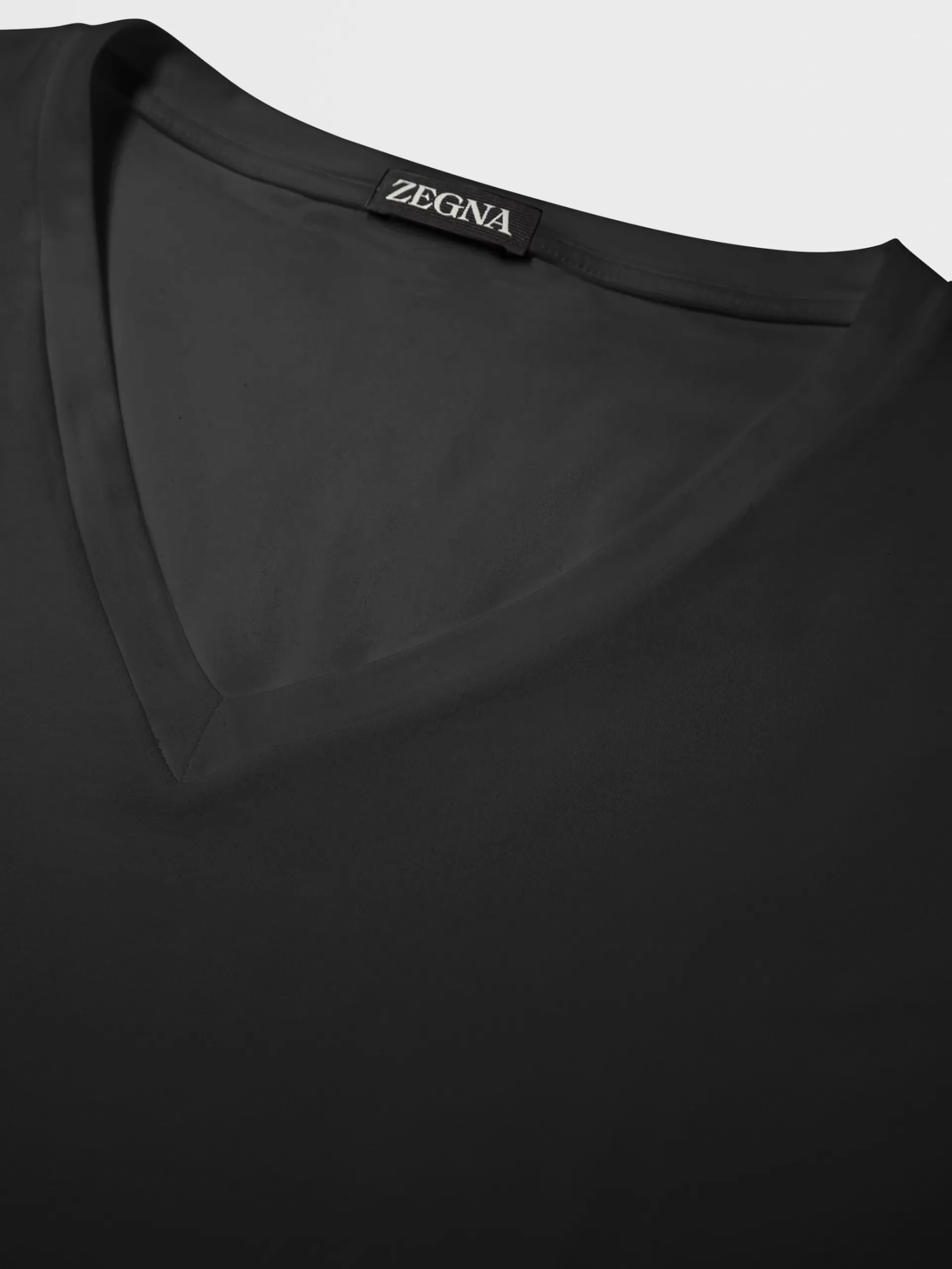 Flash Sale ZEGNA T-Shirt A Col En V En Coton Noir